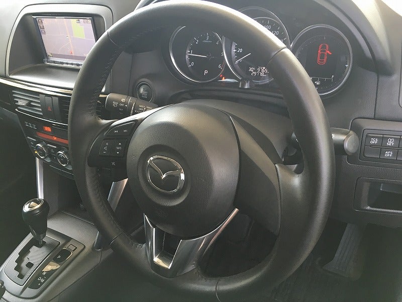 マツダCX-5純正本革ステアリングの塗装剥がれ擦れのリペア補修修理